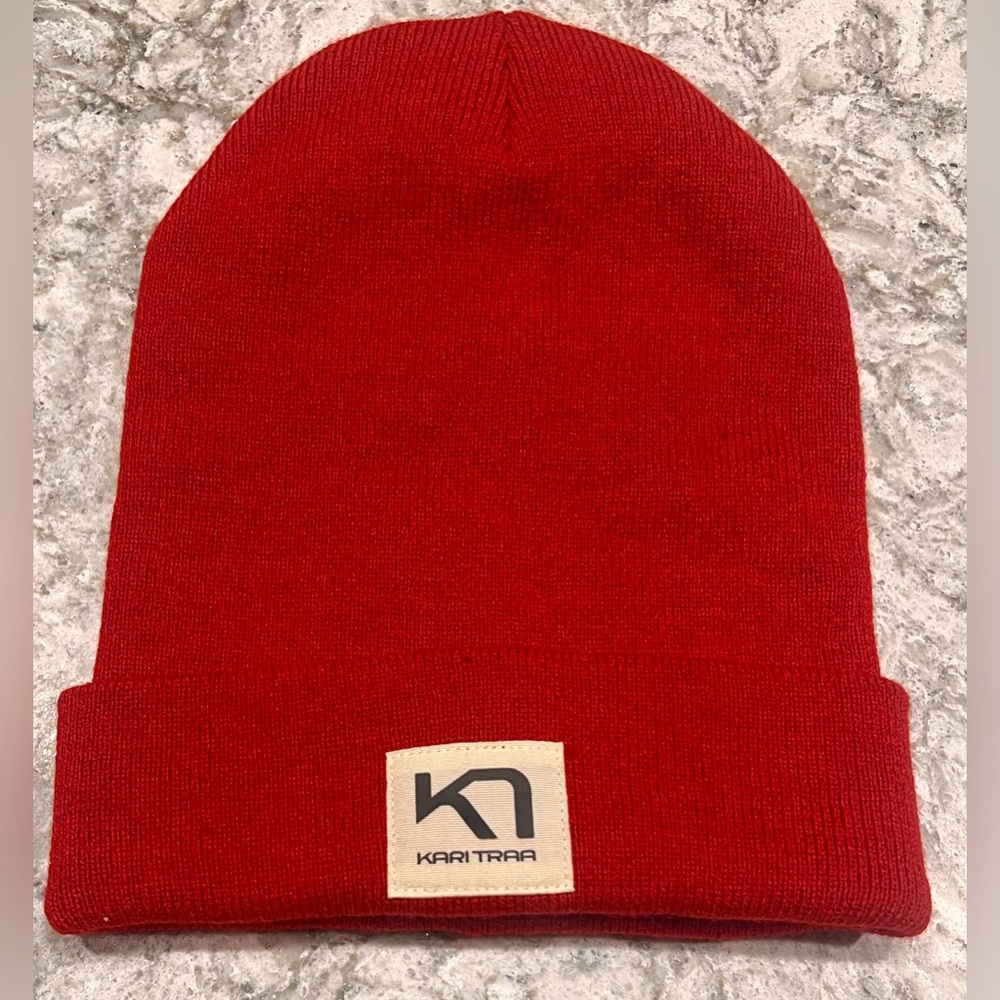 *NWOT* Kari Traa Women’s Rothe Beanie Hat in Heat Red (one size) - Picture 8 of 9